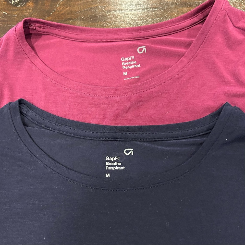 GapFit Women's Long Sleeve Workout Tops - navy blue and mauve